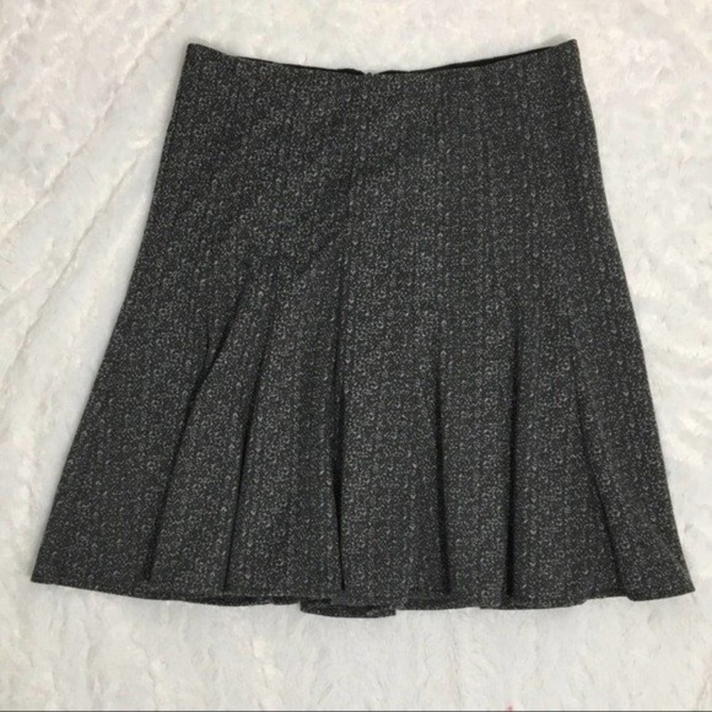 Maurices Herringbone Knit Flare Skirt Women's Size S Pleated Heather Gray